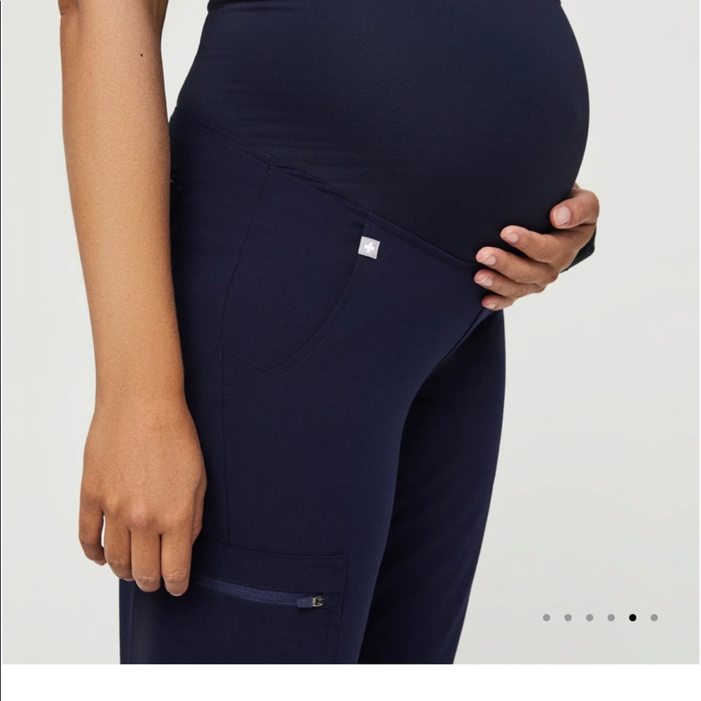 Figs maternity scrub set